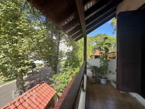 Image 17 - 245801