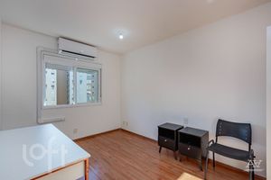 Image 21 - 245815