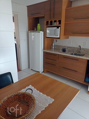 Image 7 - 245900