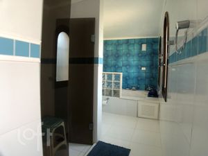 Image 27 - 245915