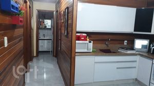 Image 20 - 245987