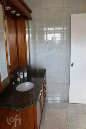 Image 22 - 246132