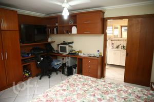 Image 19 - 246190
