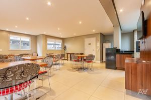 Image 26 - 246257
