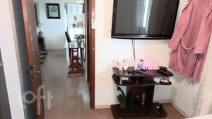 Image 19 - 246320