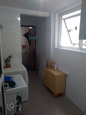 Image 21 - 246590