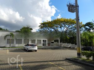 Image 6 - 246696