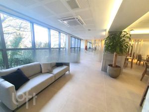 Image 23 - 246746