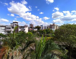 Image 11 - 246748