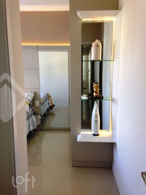 Image 11 - 246777