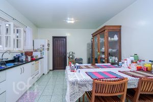 Image 10 - 246798