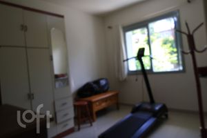 Image 30 - 246813