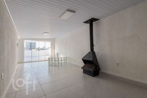 Image 28 - 246898