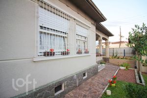 Image 24 - 246954