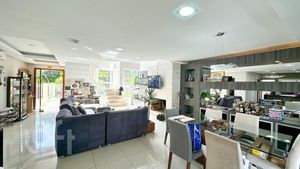 Image 16 - 247014