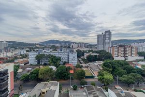 Image 2 - 247082