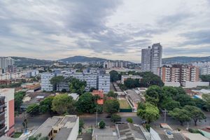 Image 10 - 247082