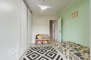 Image 21 - 247105