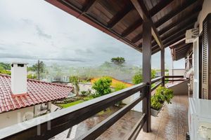 Image 19 - 247105