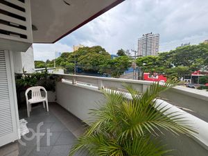 Image 9 - 247142