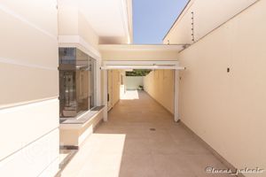 Image 27 - 247242