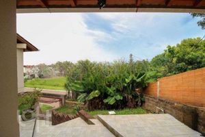 Image 10 - 247330