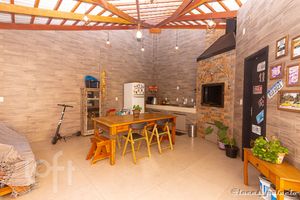 Image 11 - 247473