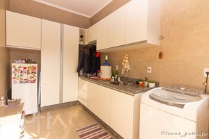 Image 10 - 247473