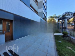 Image 23 - 247551