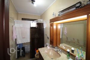 Image 24 - 247656