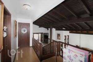 Image 25 - 247656