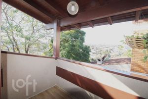 Image 19 - 247656