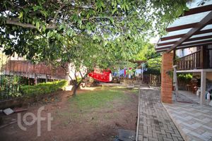 Image 42 - 247656