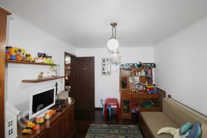 Image 11 - 247656