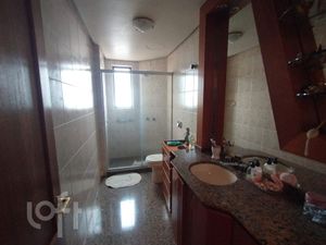 Image 24 - 247711