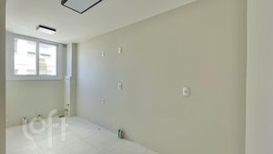 Image 20 - 247773
