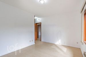 Image 9 - 247788