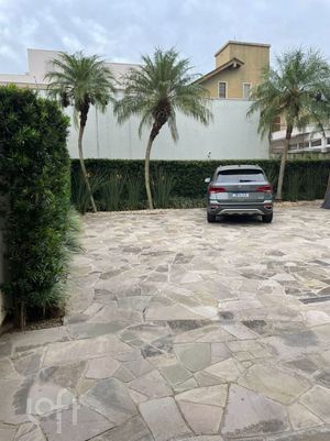 Image 38 - 247870