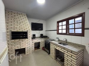 Image 42 - 247911