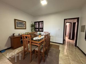 Image 8 - 247911