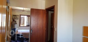 Image 18 - 247930