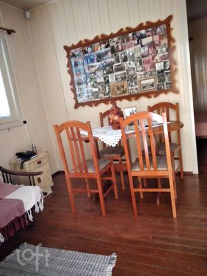 Image 15 - 247990