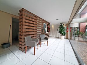 Image 21 - 248747