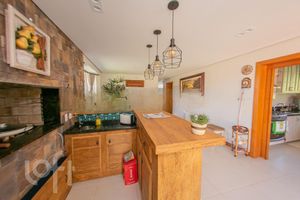 Image 10 - 249291