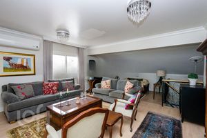 Image 25 - 249593