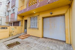Image 37 - 249683