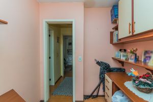 Image 22 - 249690