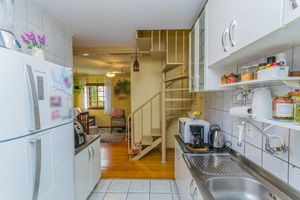 Image 30 - 249690