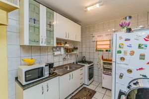 Image 32 - 249690
