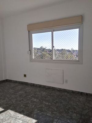 Image 3 - 249693